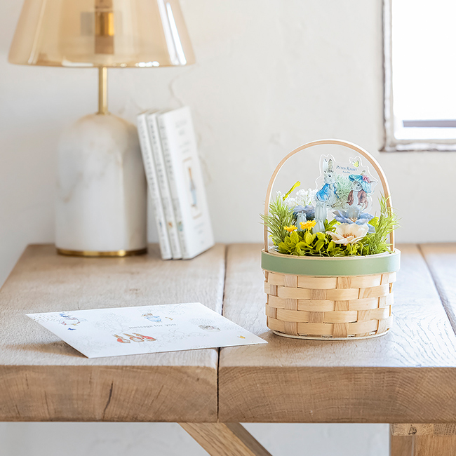 ピーターラビット™ フラワーバスケット | 祝電商品 | 【電報