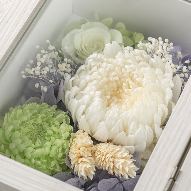 メモリアル・フォトフレーム 白菊 | 弔電商品 | 【電報サービス】VERY CARD